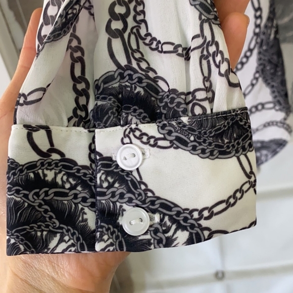 LAUREN MOSHI Cold Shoulder Top - Picture 7 of 8